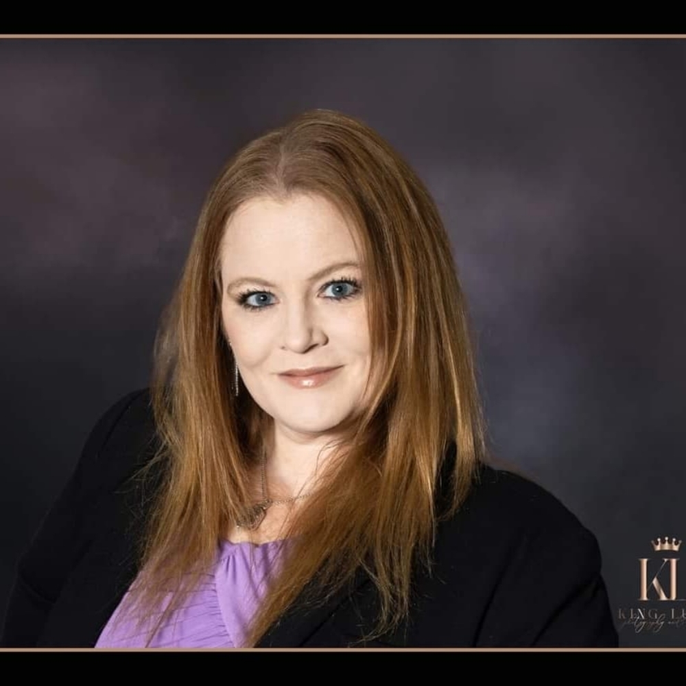Meet your Posher, Julie
